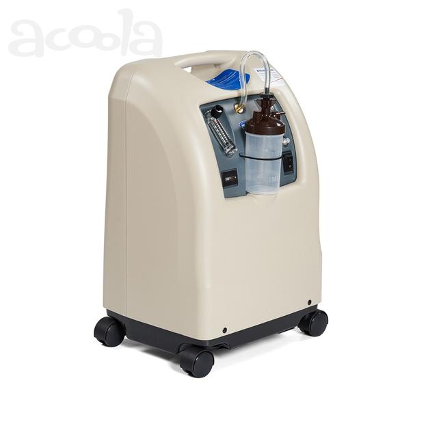 Кислородный концентратор Invacare Perfect O2 в комплекте с увлажнителем.