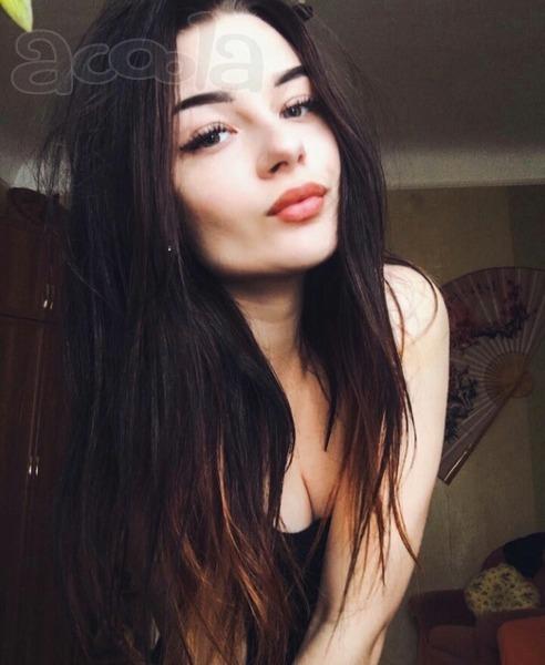 Мои касания сродни лепесткам роз